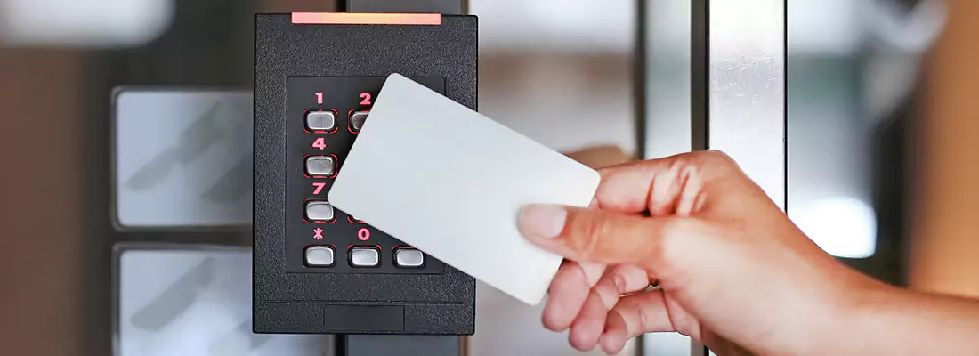 Benefits of Card Lock Readers for Properties in Valrico, FL